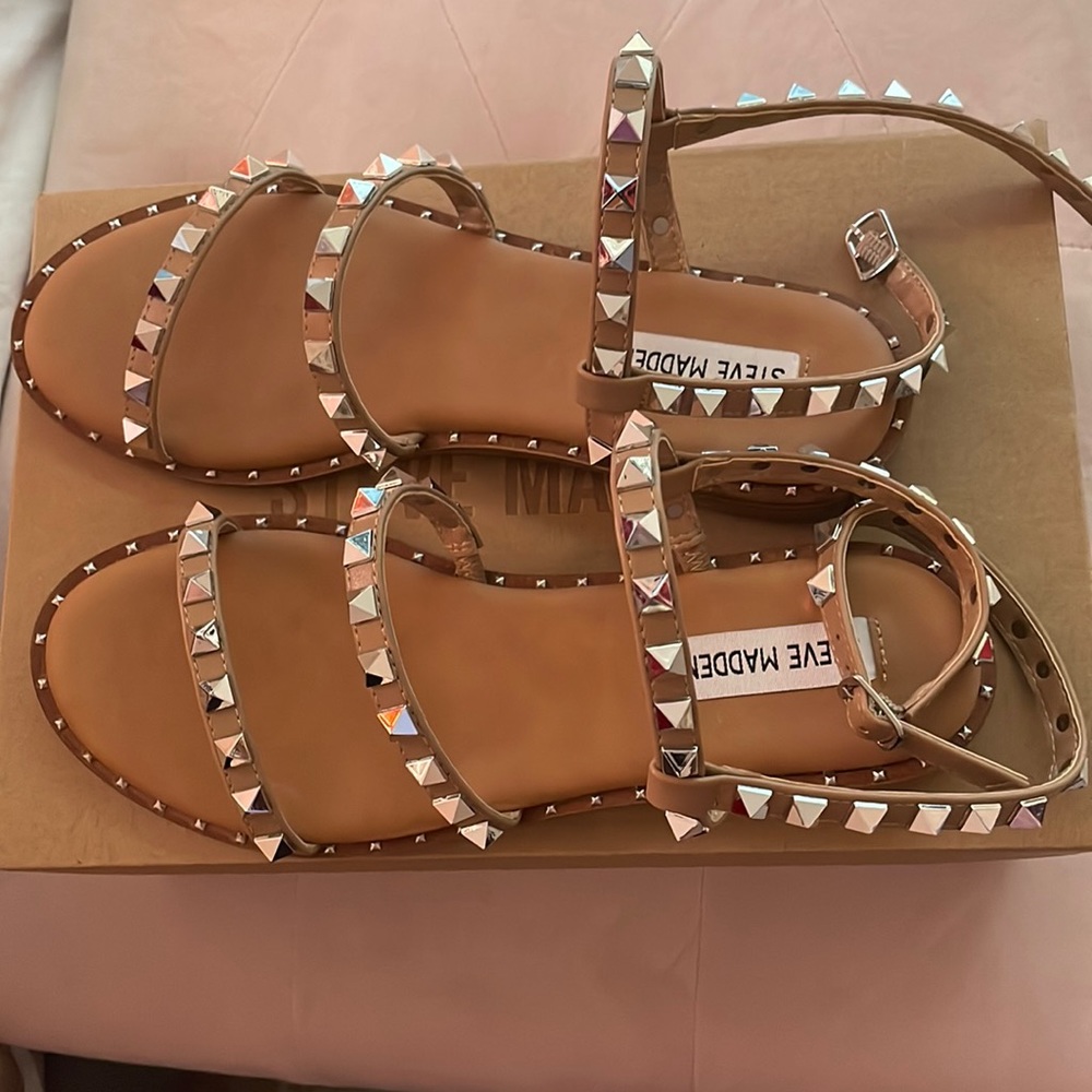Steve Madden sandals